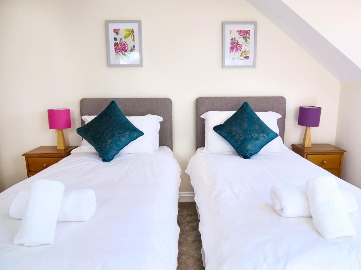 Ellingham Self-Catering Cottages Saint Peter Port Bagian luar foto