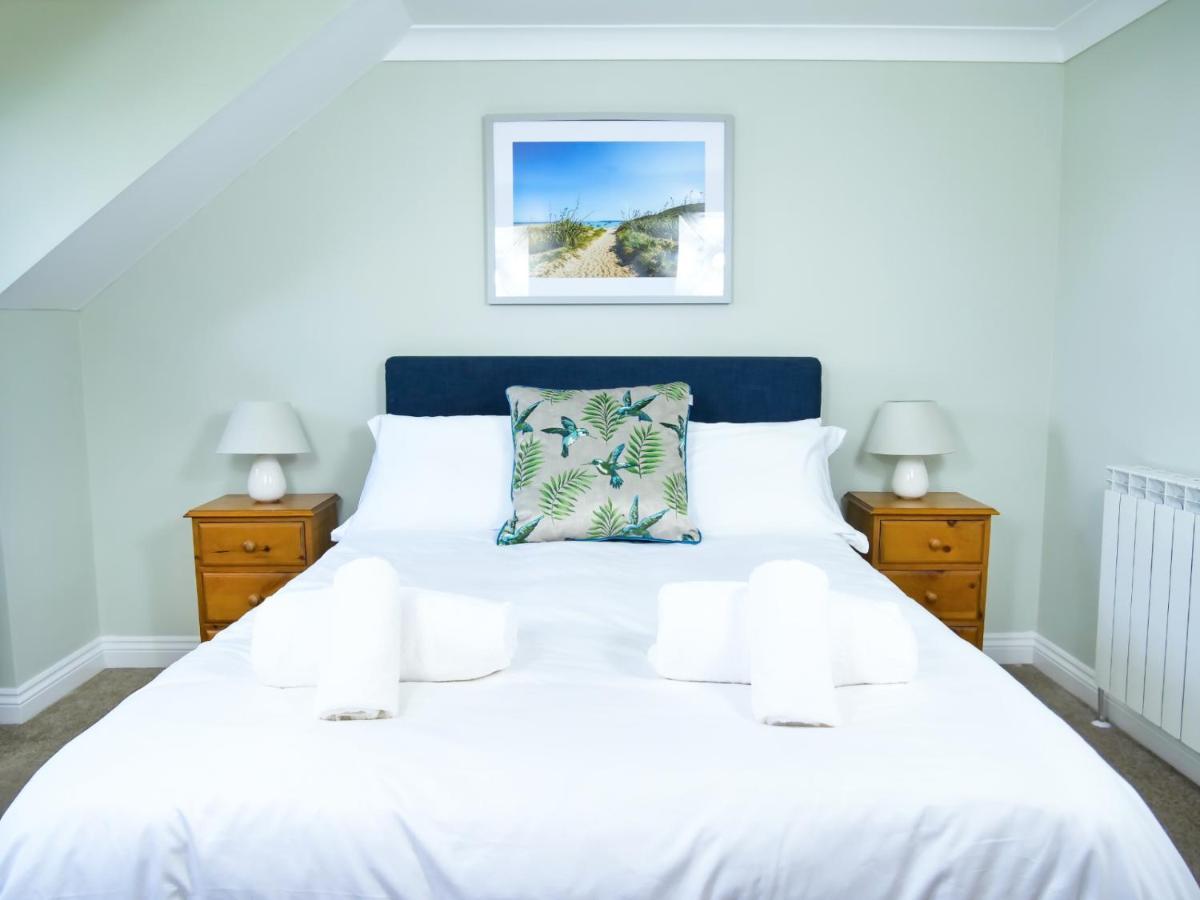 Ellingham Self-Catering Cottages Saint Peter Port Bagian luar foto