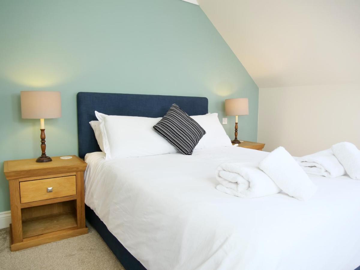 Ellingham Self-Catering Cottages Saint Peter Port Bagian luar foto