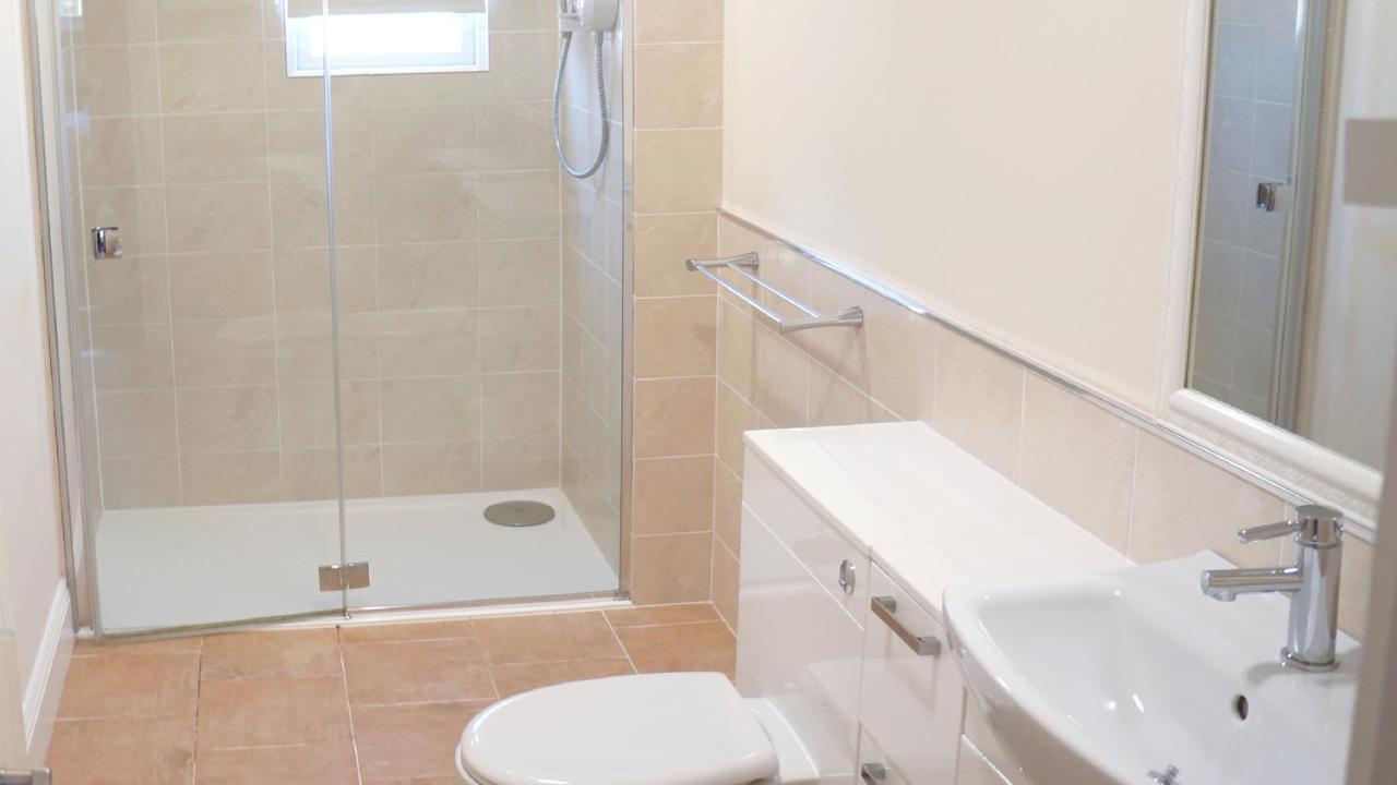 Ellingham Self-Catering Cottages Saint Peter Port Bagian luar foto