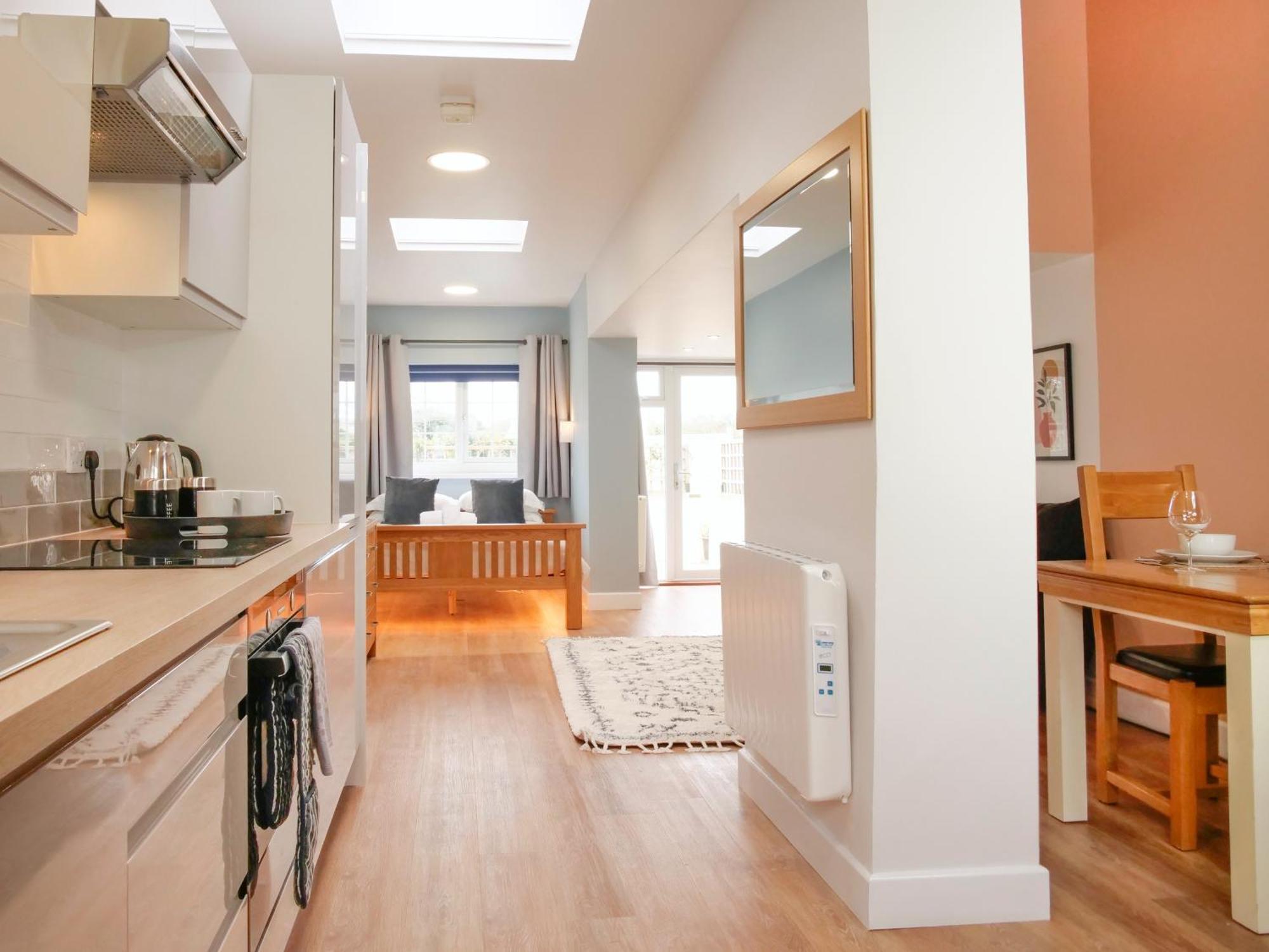 Ellingham Self-Catering Cottages Saint Peter Port Ruang foto