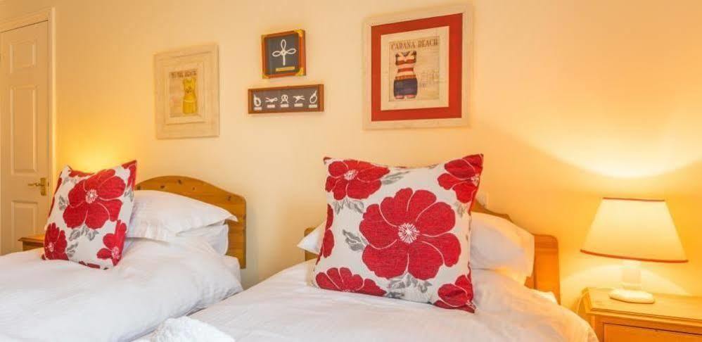 Ellingham Self-Catering Cottages Saint Peter Port Bagian luar foto