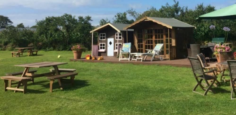Ellingham Self-Catering Cottages Saint Peter Port Bagian luar foto